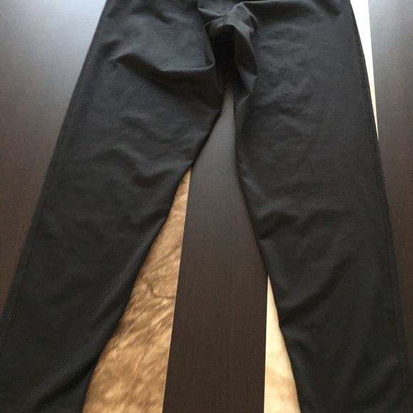 Adidas capri leggings.size small - Picture 4 of 5